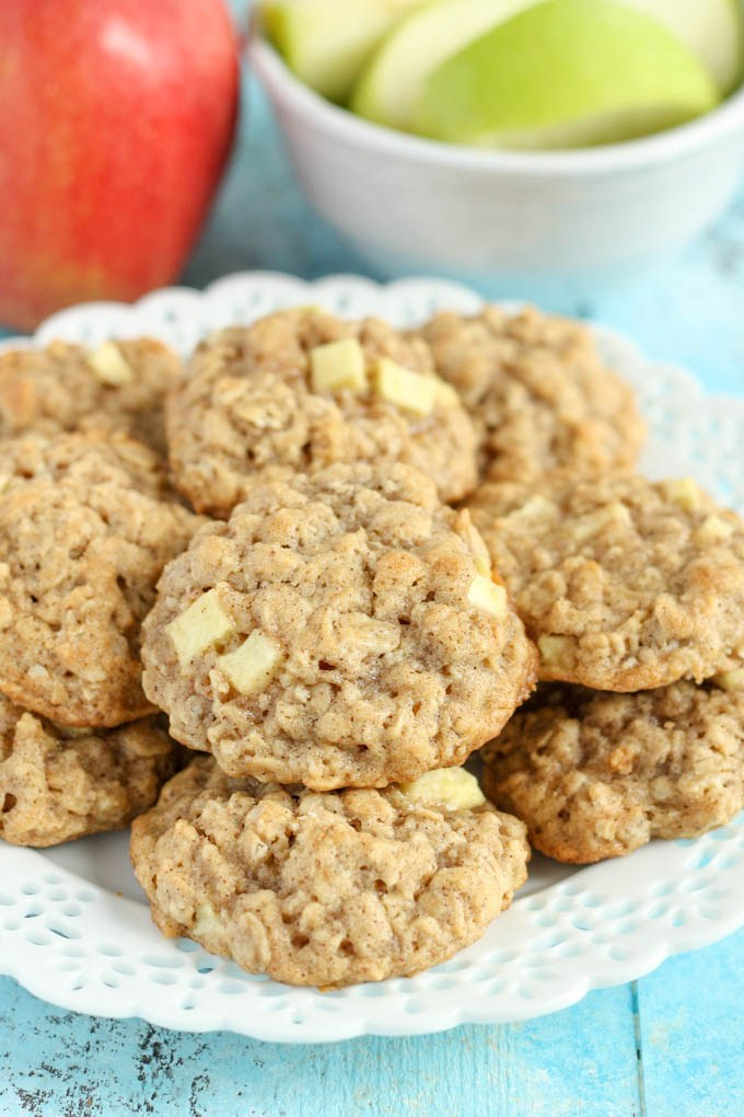 Apple recipes for Fall, Homemade Apple cookies, Apple oatmeal cookies, fall cookie recipes, skinny cookies, healthy cookies